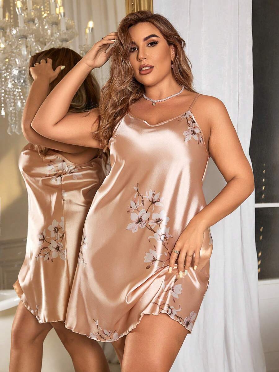 ملابس نوم نسائية
