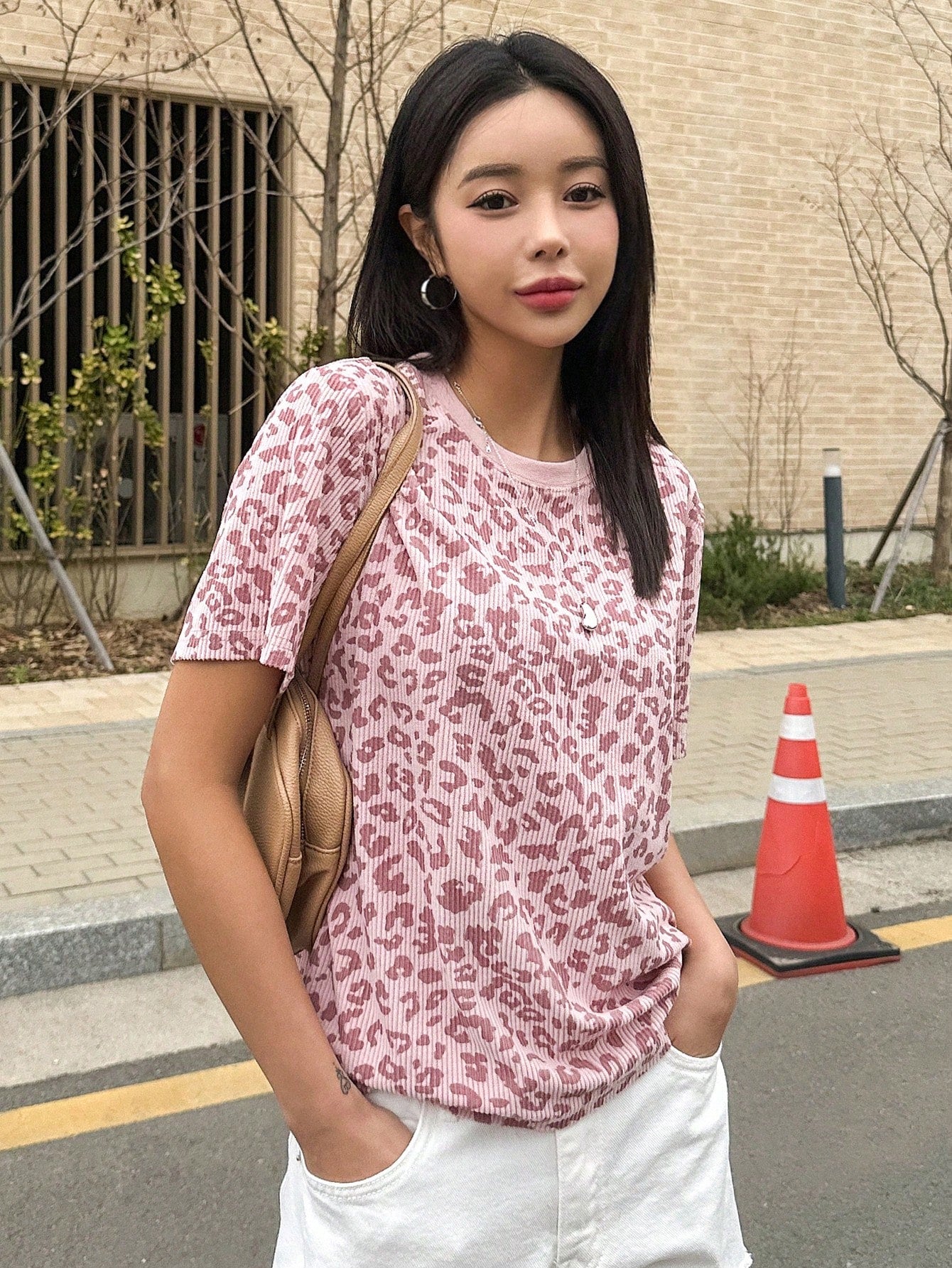 https://img.ltwebstatic.com/images3_pi/2024/04/15/ef/1713160863a99e29ae2279fc1e84d2fdf1107c4559.jpg