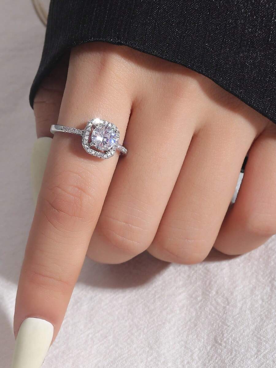 https://img.ltwebstatic.com/v4/j/spmp/2025/05/24/be/174807464328f5ce267ef8820512b52296fc063736_thumbnail_900x.webp